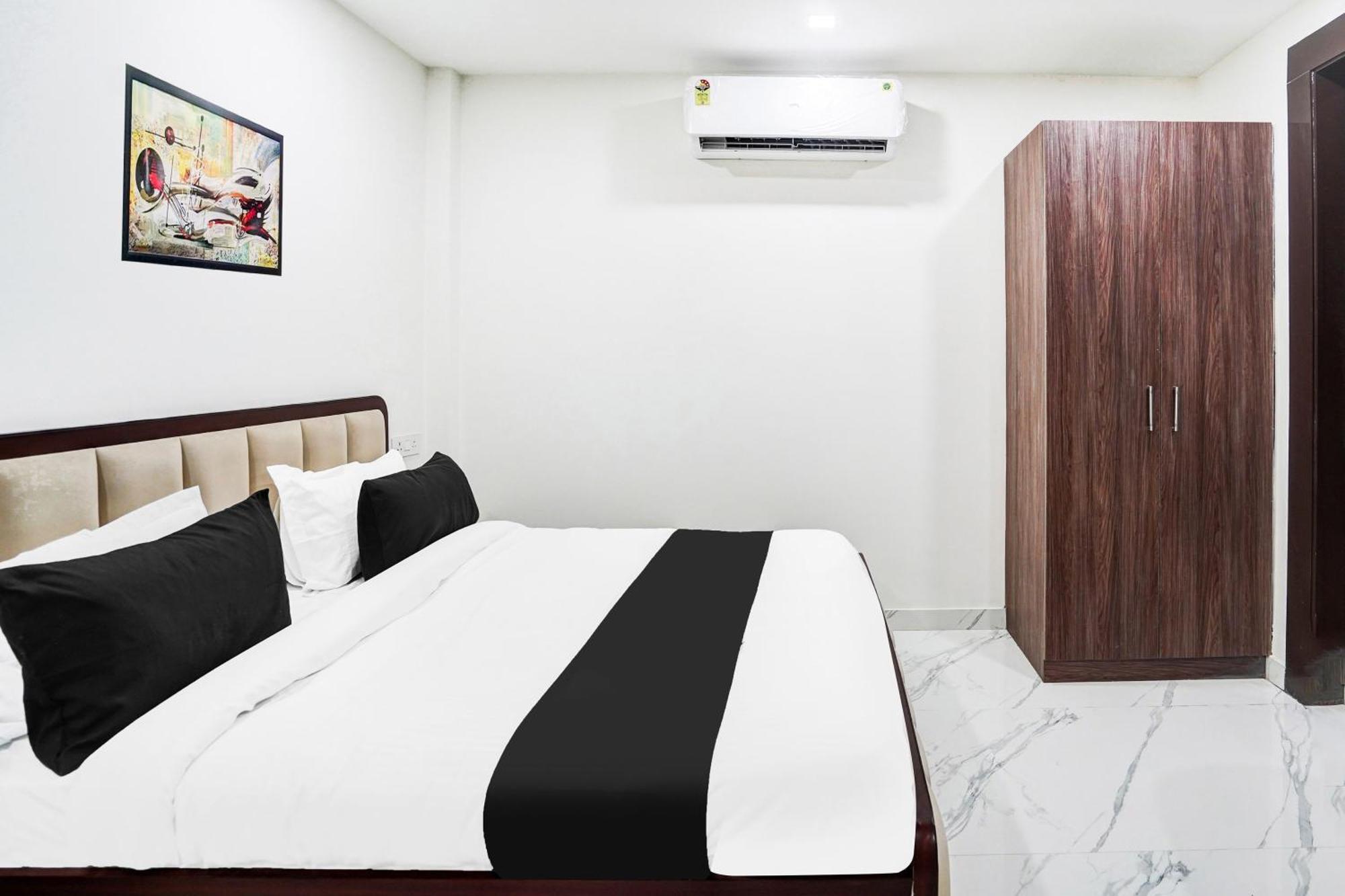Hotel O Sunny Retreat New Delhi